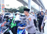 Polri dan Media Bersinergi Berbagi Takjil Serentak di Seluruh Indonesia