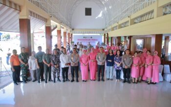 Polri Peduli, Polda NTB Gelar Bakti Kesehatan dan Bansos Sambut Hari Bhayangkara ke-79