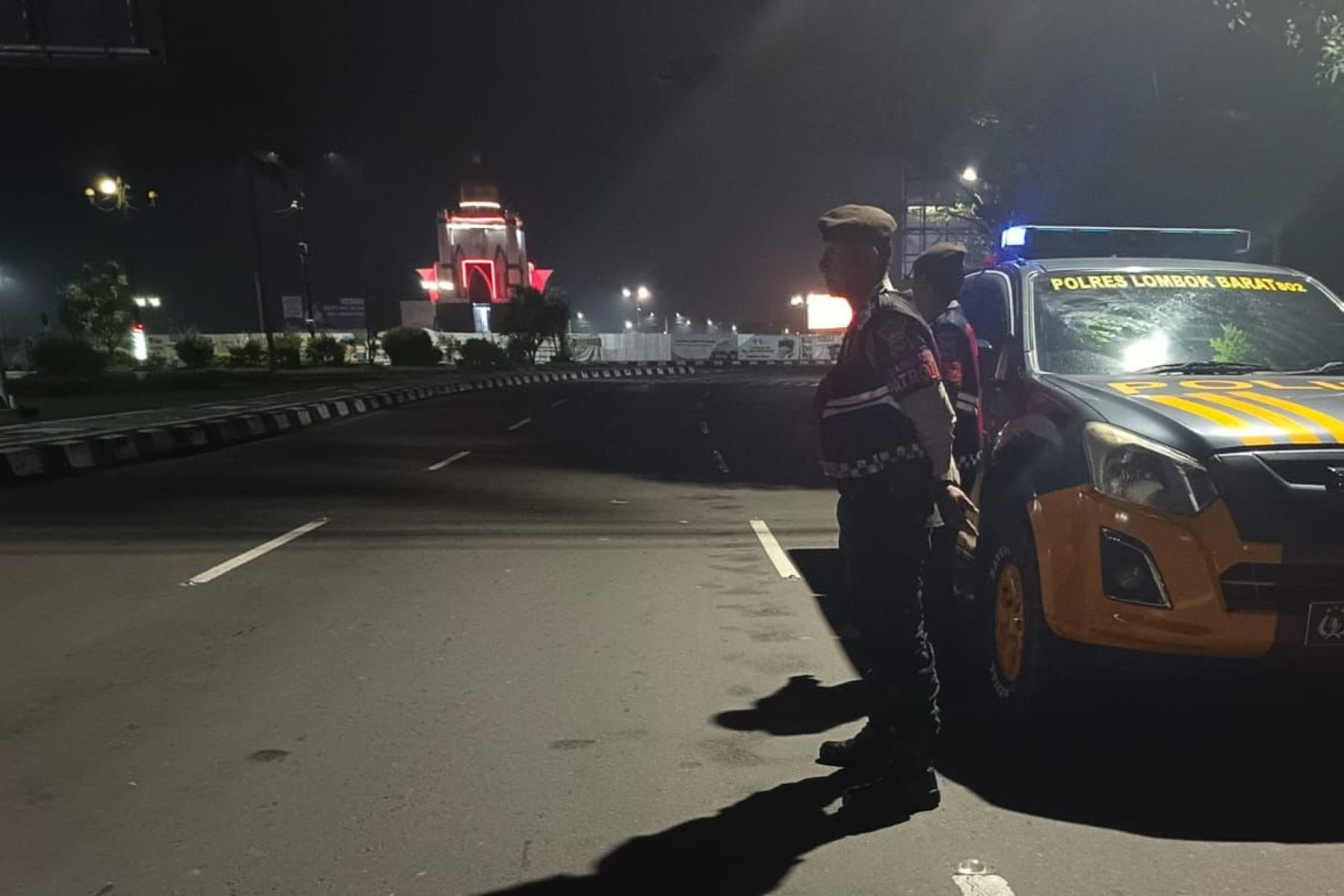 Antisipasi Kejahatan Malam, Sat Samapta Patroli ke Desa Rumak